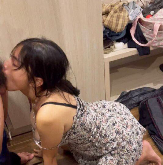 Ảnh 4 của Em ghệ vú to căng tròn rên sướng quá anh ơi (Full Clip + Pic)