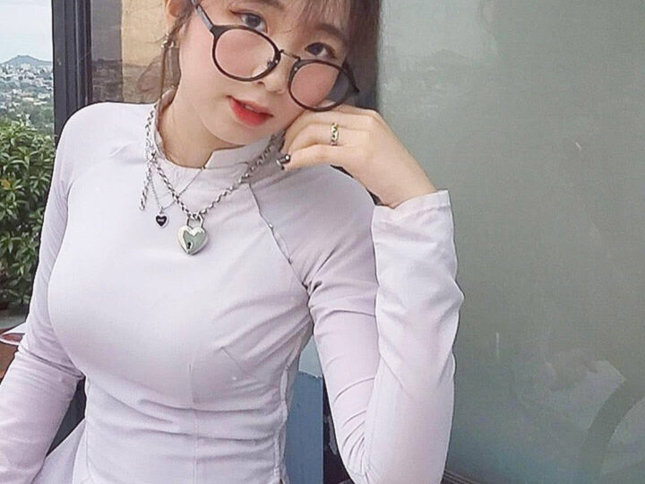 Ảnh 5 của Lộ clip sex Hot IG Nguyễn Uyên Trang 40k follow (Full Clip + Pic)